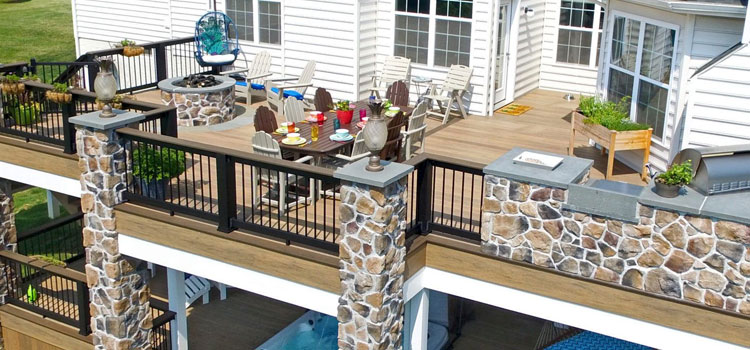 Custom Deck Design Contractors in Lancaster, CA