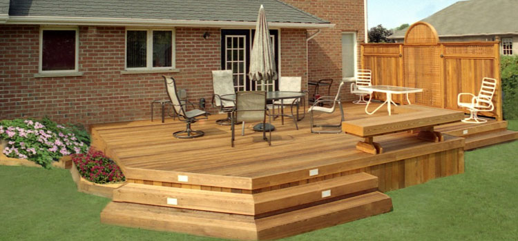 Cedar Composite Decking in Lancaster, CA